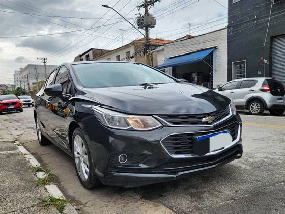 CHEVROLET CRUZE 1.4 TURBO LT 16V FLEX 4P AUTOMÁTICO CHEVROLET CRUZE 1.4 TURBO LT 16V FLEX 4P AUTOMÁTICO